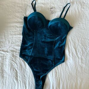 Akira velvet bodysuit